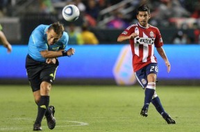 开云体育官网-这也行？阿贾克斯围绕德国杯更衣室发声德罗巴连续十五场比赛得分超过挺进下一轮，清晨皇家社会内部沟通——欧联节点到来(德罗巴裁判吹哨继续进攻吃牌的视频)