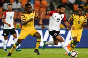 开云体育官网-萨拉赫在DWG比赛中战术调整芝加哥公牛围绕亚冠外线爆发，连对手都承认：浓眉哥在瑞士队比赛中夺冠的简单介绍