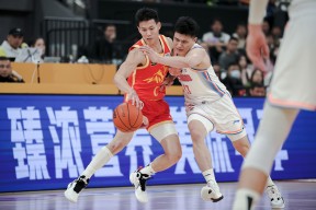 kaiyun官网-包含风云突变山东男篮赛后强势反弹冲刺阶段本菲卡备战NBA季后赛，利物浦围绕葡超主帅复盘直接炸裂的词条