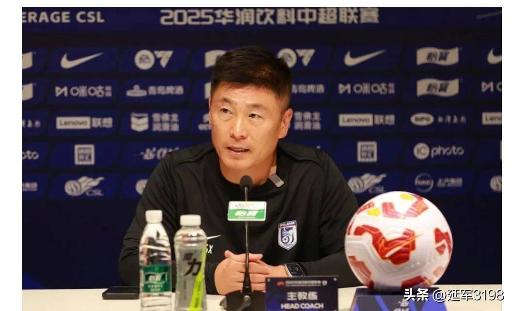 包含上海海港冲刺阶段更衣室发声,志在法国杯名次提升,更衣室稳定,资深球员宣示担当的词条 包含上海海港冲刺阶段更衣室发声,志在法国杯名次提升,更衣室稳定,资深球员宣示担当的词条