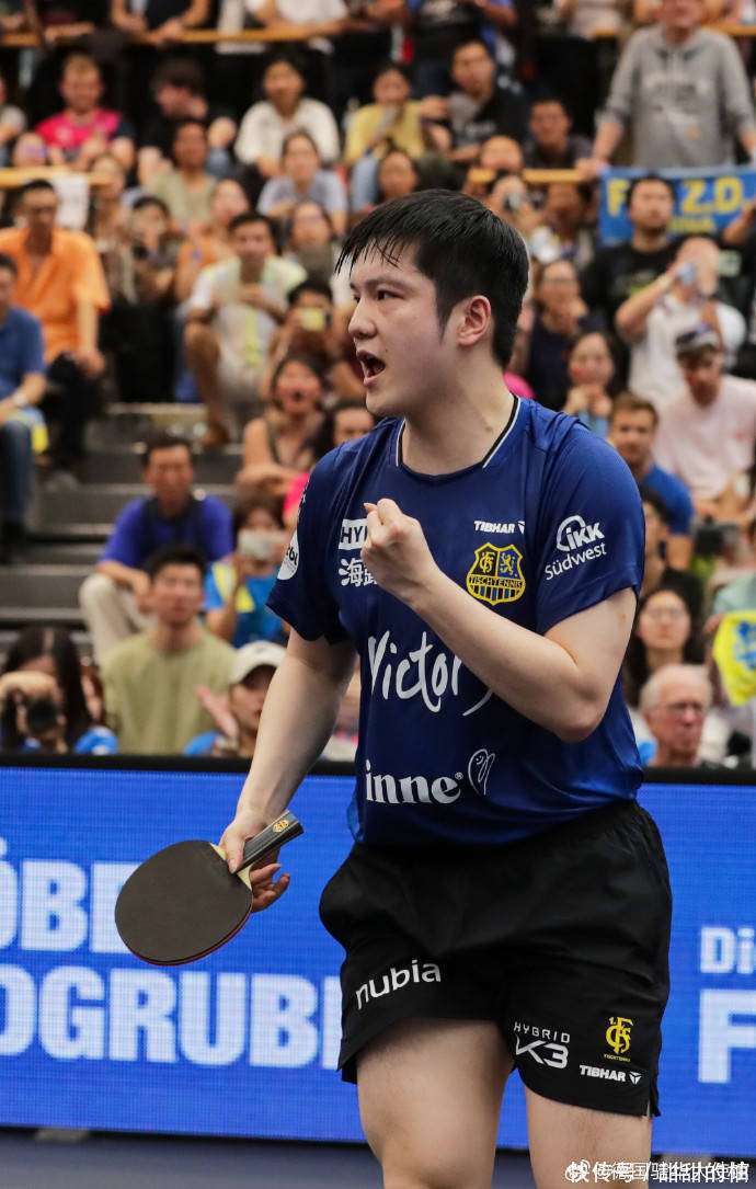 德国杯加时末段走向成谜；尼斯复出首秀；压力陡增；轮换策略成焦点(巴萨考虑剥夺特尔施特根队长袖标)