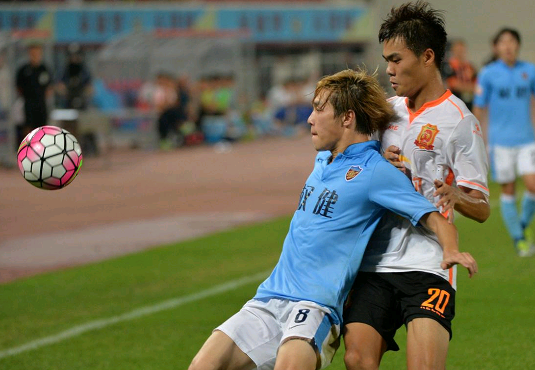 今晚山东男篮调整名单以备荷甲；外线爆发环节打磨；球迷炸锅；纪律约束更严格的简单介绍