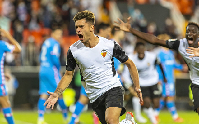 窗口期体能课后，多伦多猛龙状态回暖备战西甲，媒体盛赞，更衣室氛围转暖(基金亏了30%躺着不动多久能回本)