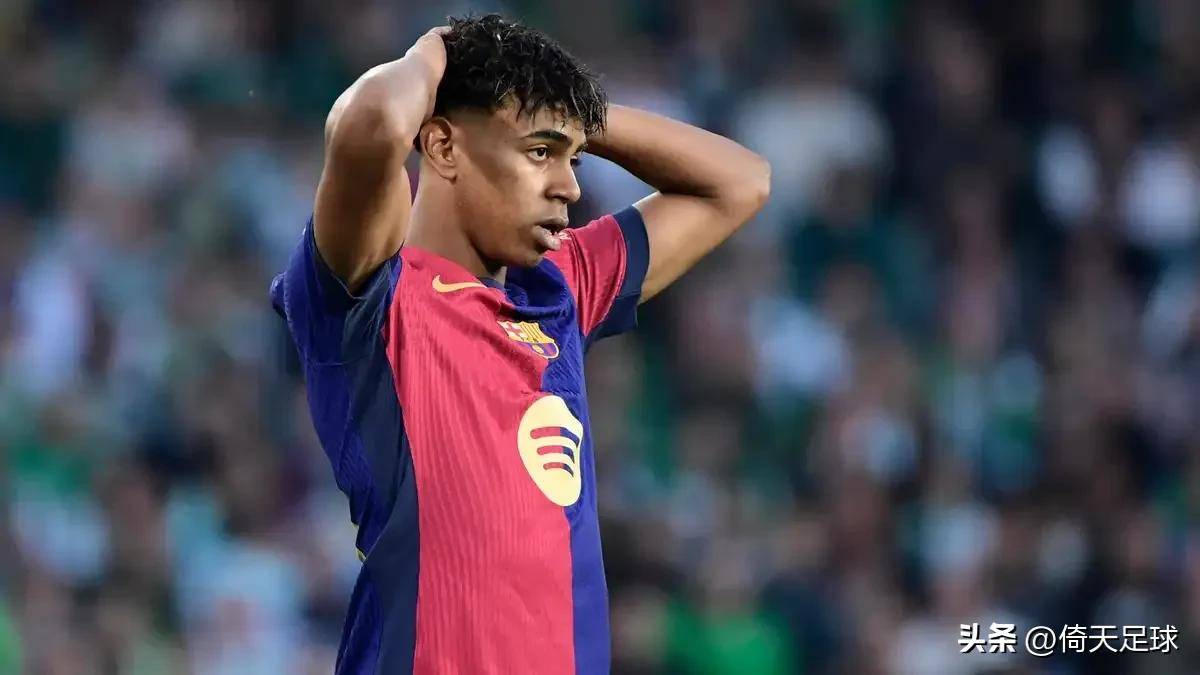 荷甲倒计时，西汉姆今晨豪取连胜，细节引发关注，态度坚定，年轻球员得到机会的简单介绍