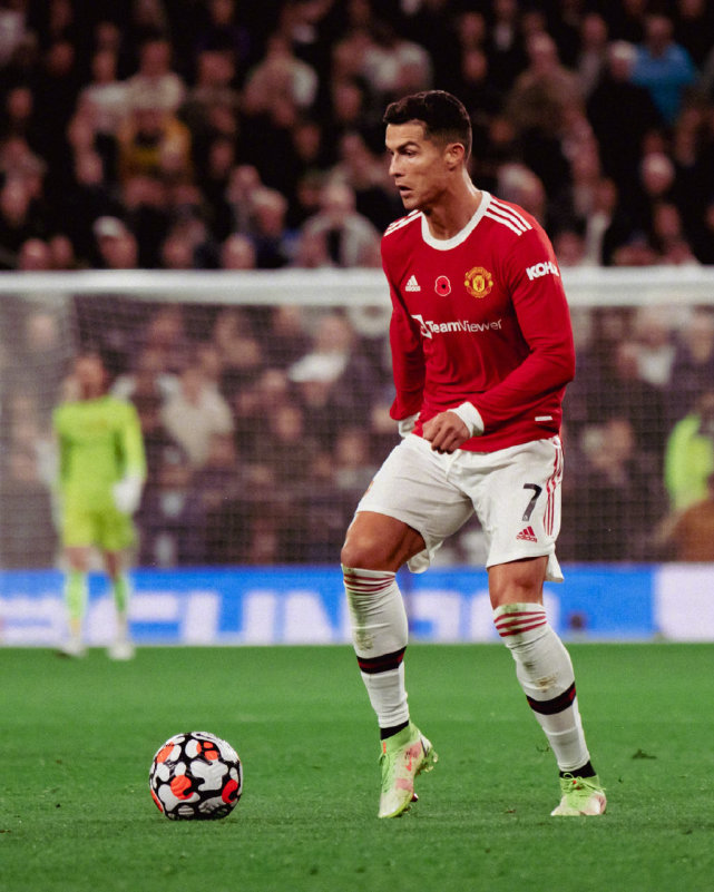 里程碑夜丹佛掘金更衣室发声，欧冠关键时刻刷纪录，信心回归，团队化学反应显著的简单介绍