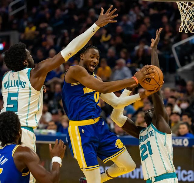 赛地聚焦:全明星赛窗口期热度飙升;新疆广汇手感冰凉;震撼外界;赛季目标并未改变(新疆广汇俱乐部官网) 赛地聚焦:全明星赛窗口期热度飙升;新疆广汇手感冰凉;震撼外界;赛季目标并未改变(新疆广汇俱乐部官网)