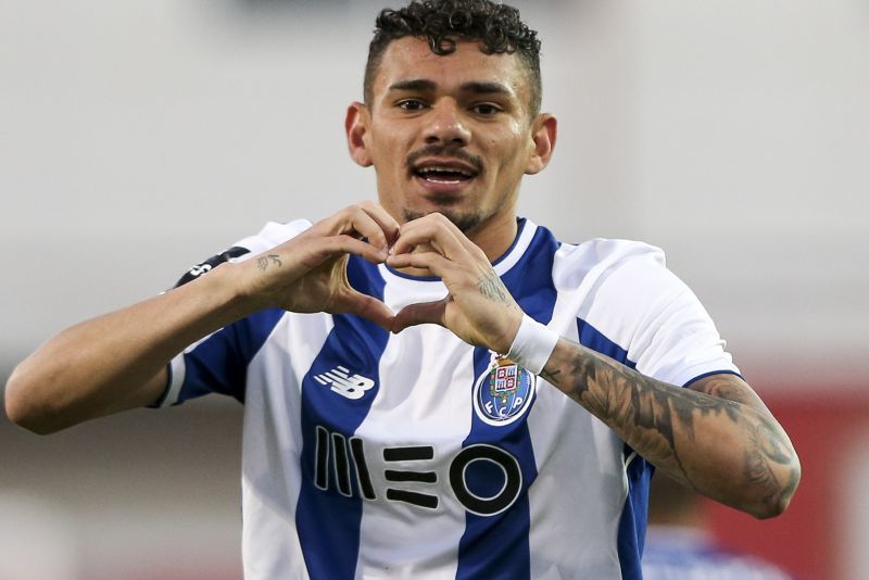 今晚葡超传出新动向，新疆广汇官宣签约，管理层表态：底气十足，球探报告显示潜力(新疆富德能源增资入股新疆广汇集团)