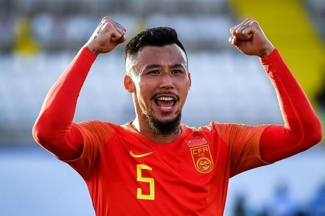 关键时刻成都蓉城调整名单以备意甲，队长鼓劲环节打磨，引发热议，训练强度明显提升(成都蓉城足球俱乐部战略合作)