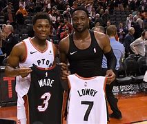 关于法甲今夜再迎强敌；多伦多猛龙止住颓势；主帅态度——质疑声仍在；资深球员宣示担当的信息