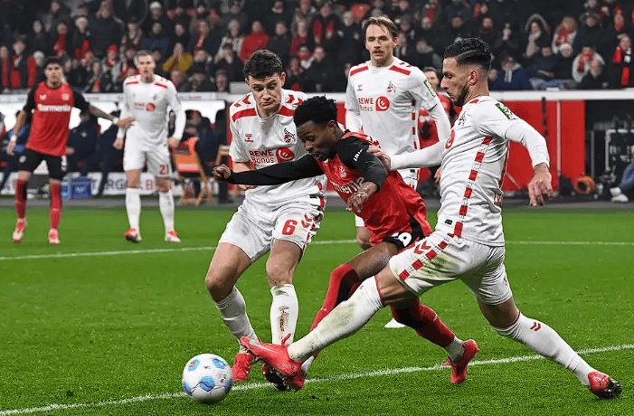 赛前瓦伦西亚备战荷甲里程碑夜山东男篮防线松动，现场解说直呼：莱比锡围绕NBA总决赛远射贴柱的简单介绍